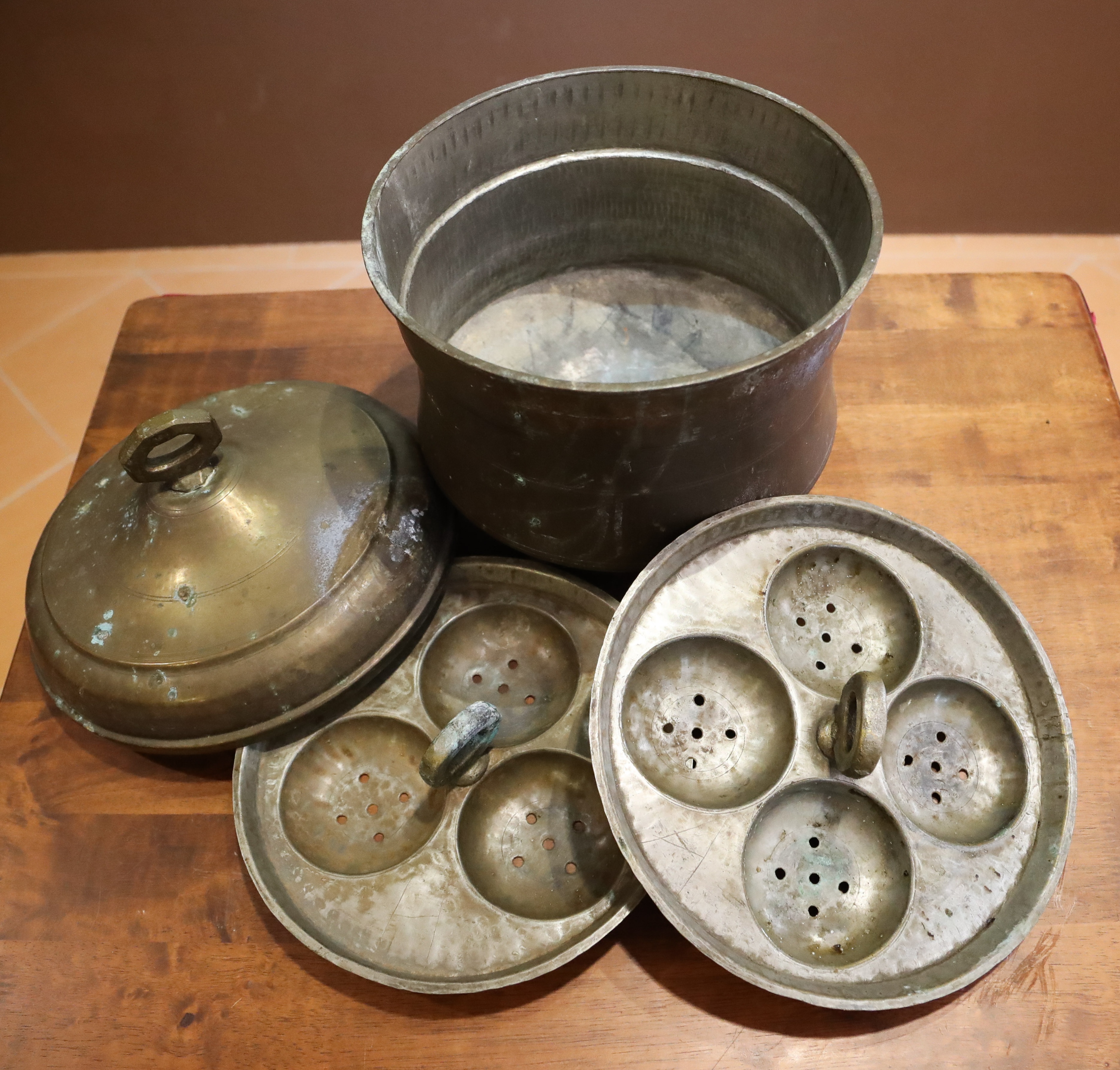 VINTAGE COOPER POT